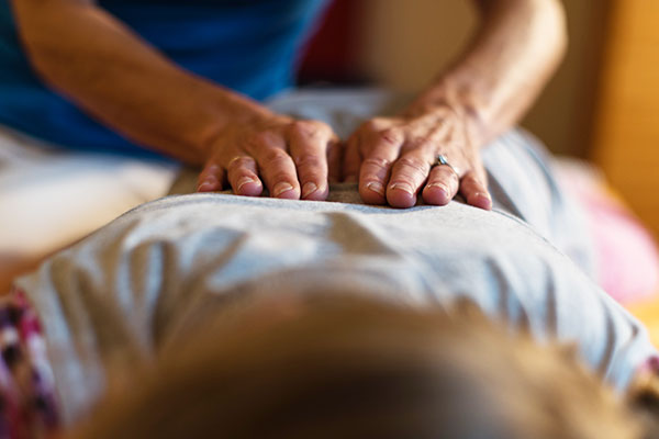 Manuelle Therapie mit Kindern bei Arche Herzensbrücken