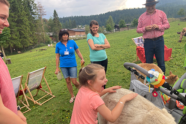 Ausflug zu den Tiroler Bio Alpakas - Sommerwochen 2022